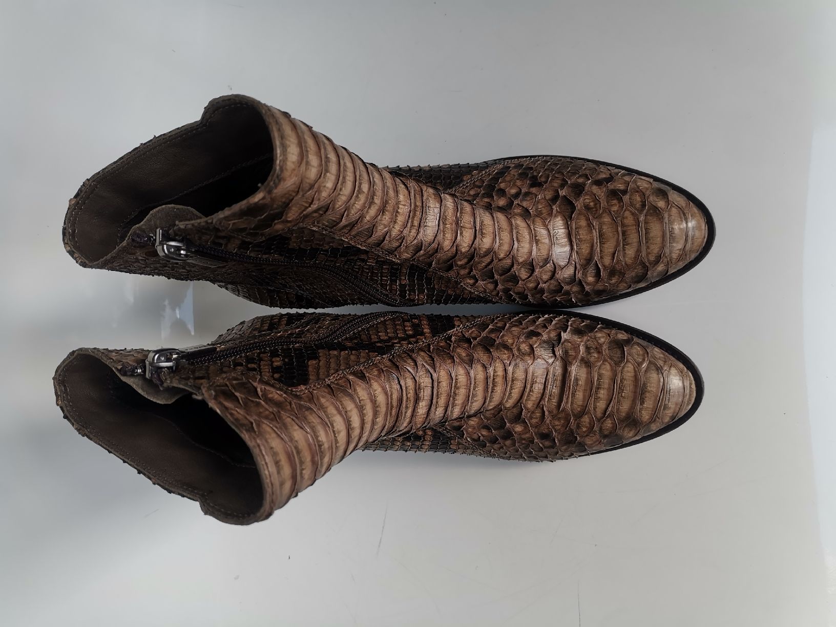 Damenschuhe: Gior M Schlangenleder Boots – Gebraucht aus Uerikon von pink_flamingo