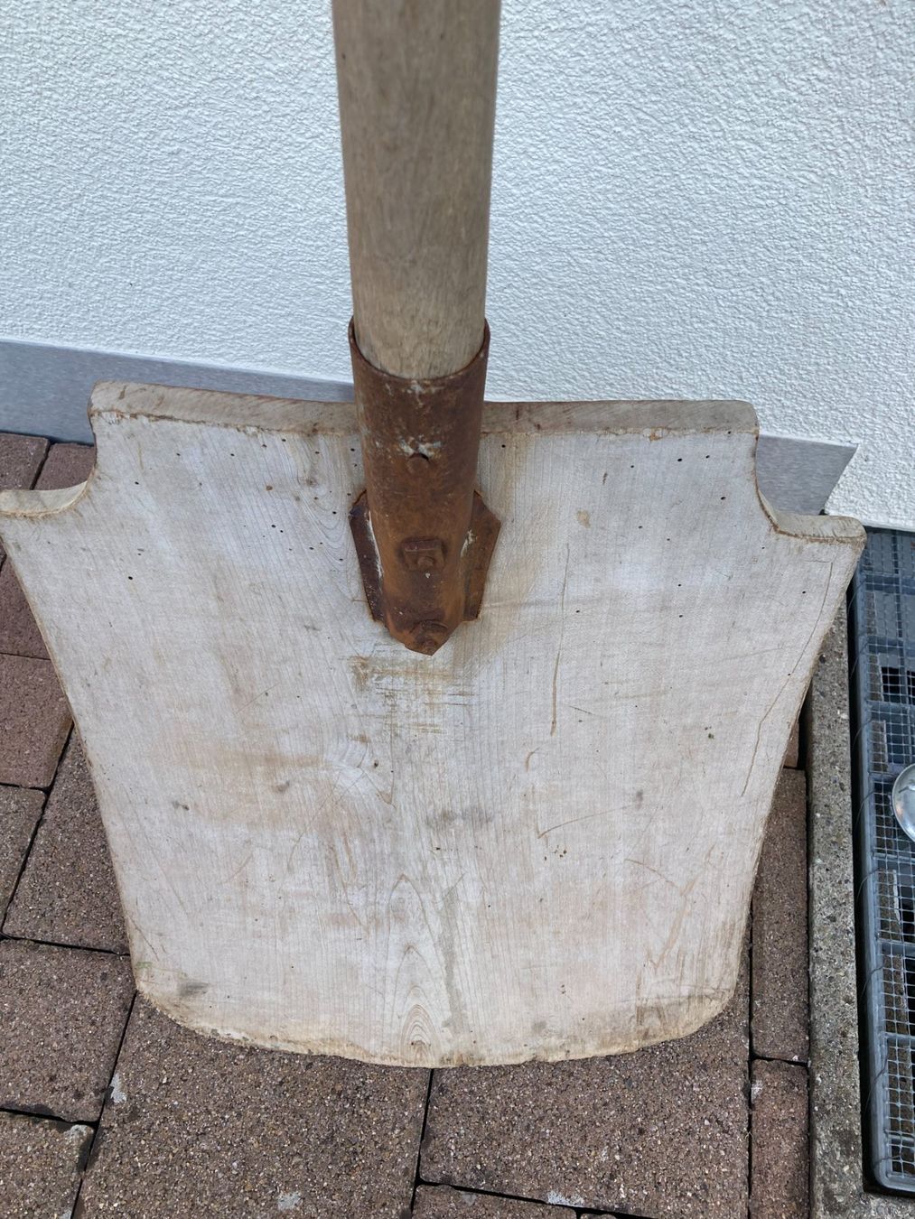 Tutti gli attrezzi: Schneeschaufel, Holz, Antik – Usato da Bauma venduto da Hmuggi 3