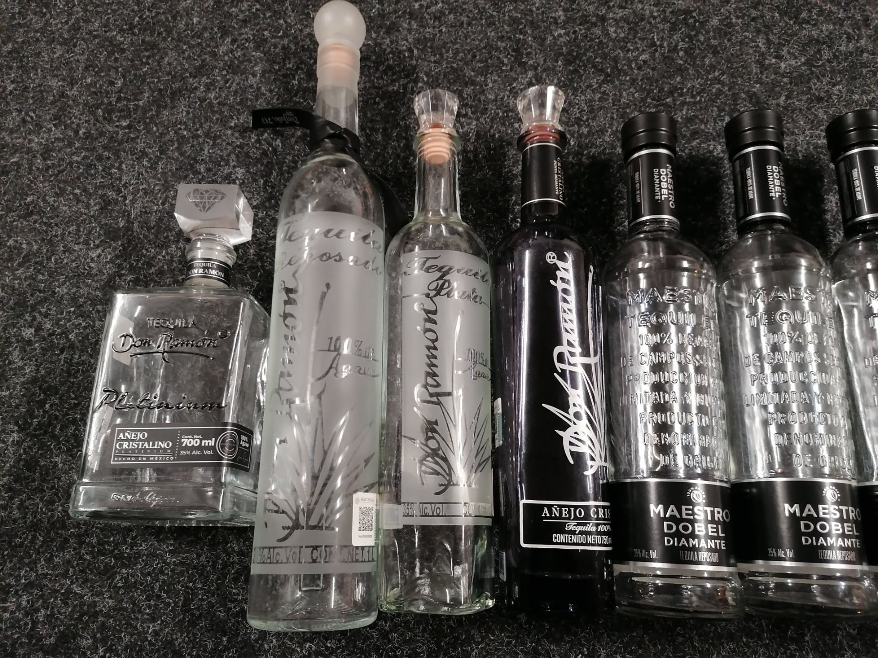 Altro: Tequila Flaschen – Usato da Geroldswil venduto da Dirici 1