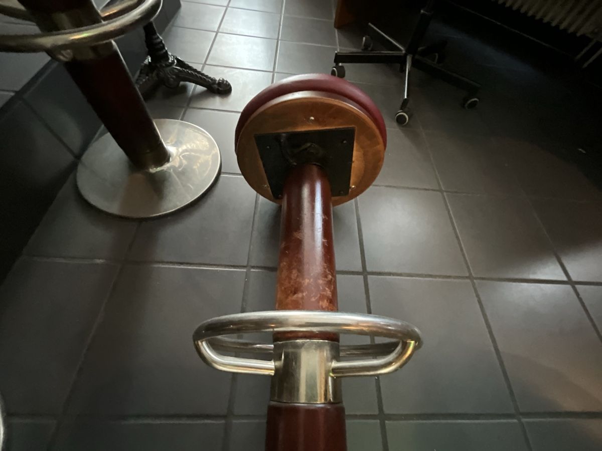 Tabourets: Barhocker Holz/Leder – D'occasion à Niederlenz par mar_p5sx 2