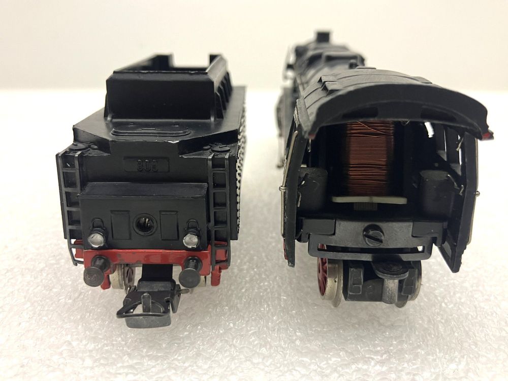 Märklin Modelleisenbahnen: märklin 3008 F 800 H0~ Dampflok mit Tender 01 097 Guss – Gebraucht aus Thun von retoolinoo 6