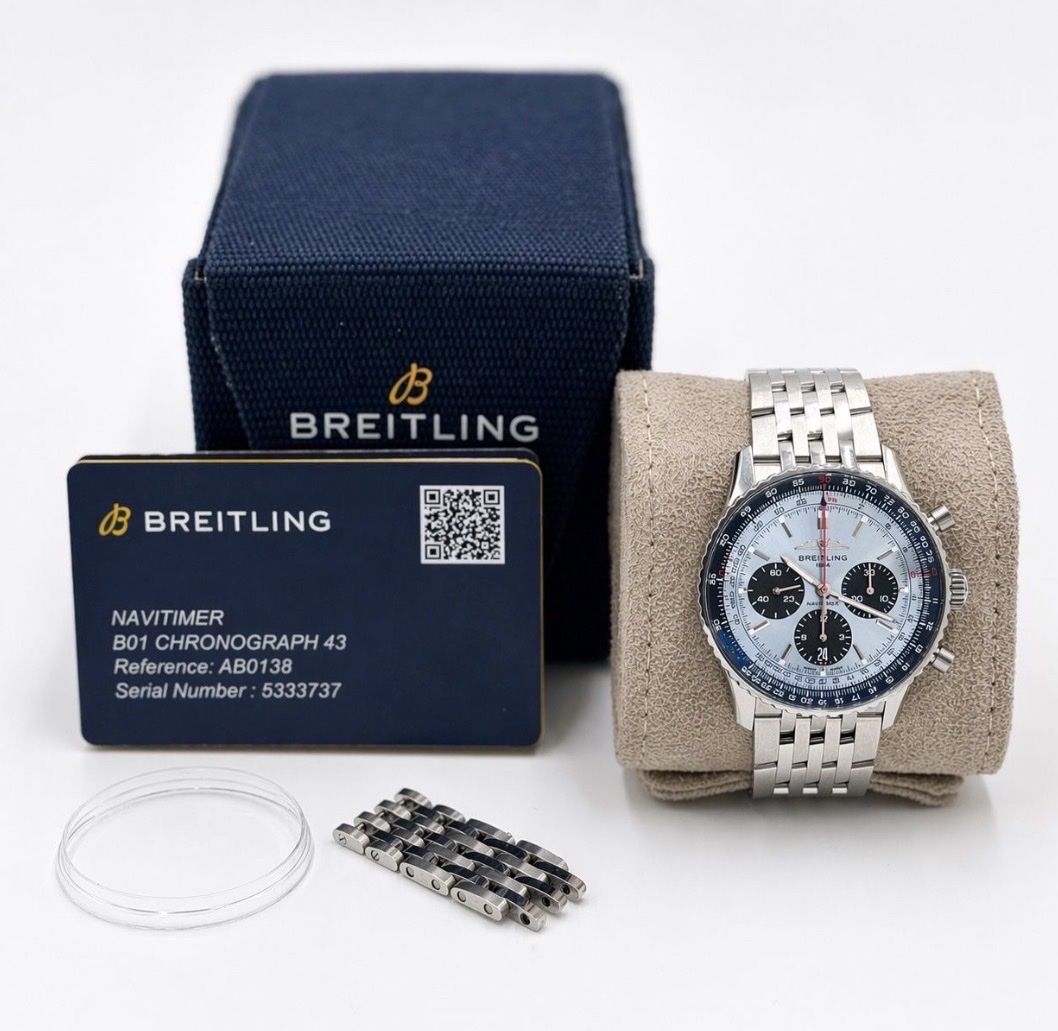 Breitling Orologi: Breitling Navitimer B01 Chronograph 43 AB0138 – Usato da Mörschwil venduto da Nurema