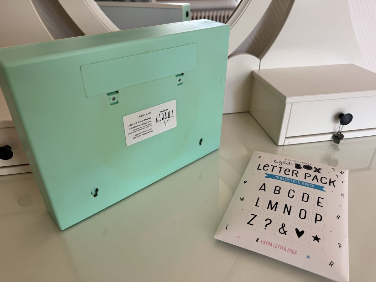 Tutte le decorazioni: Light Box inkl Letter Pack 85 Basic Letters – Usato da Zürich venduto da cha_zf9f 1
