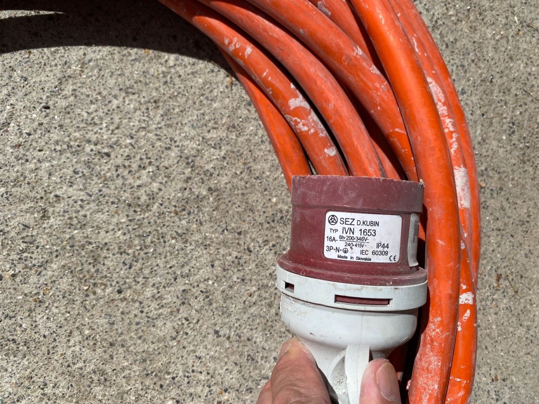 Elettrotecnica: Stromverteiler mit 15m Kabel – Usato da Hinwil venduto da hasuka 1