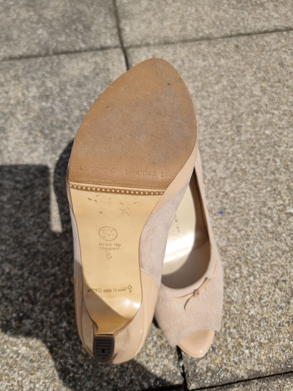 Kaiser Scarpe da donna: Pumps Peter Kaiser beige Grösse 5 – Nuovo (secondo la descrizione) da Balzers venduto da Homeandgarden 3