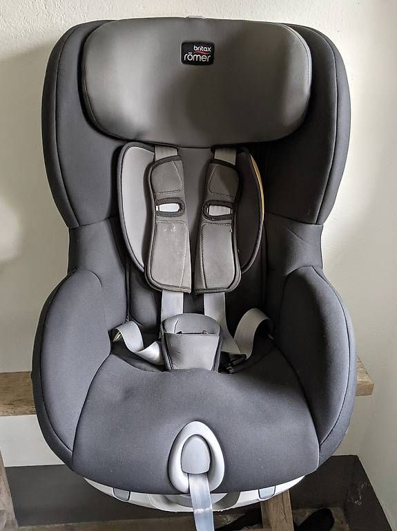 Seggiolini per auto: Britax Romer Siège Auto Trifix Isofix  – Usato da Vevey venduto da Pigeon 1