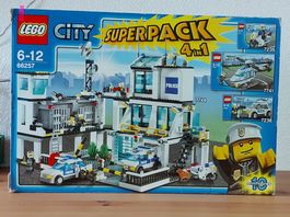 LEGO City Prison Superpack 4 en 1 (66257)