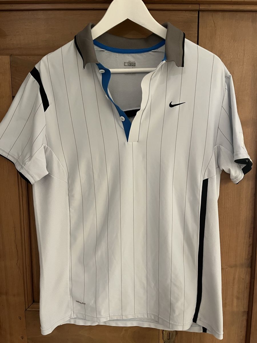 Nike T-shirt: T-Shirt von Nike – Usato da Bonstetten venduto da lala_123