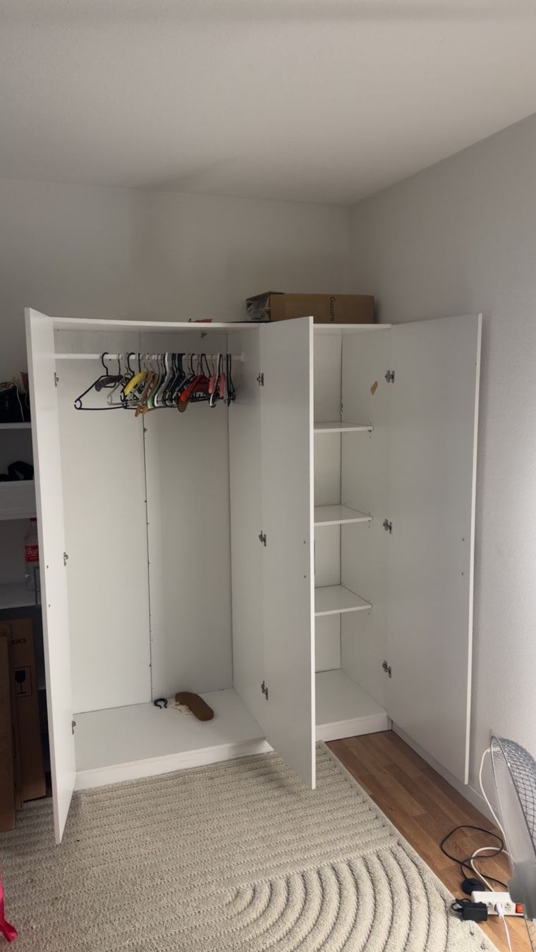 Guardaroba: Kleiderschrank – Usato da Zuchwil venduto da dam_z56r 1