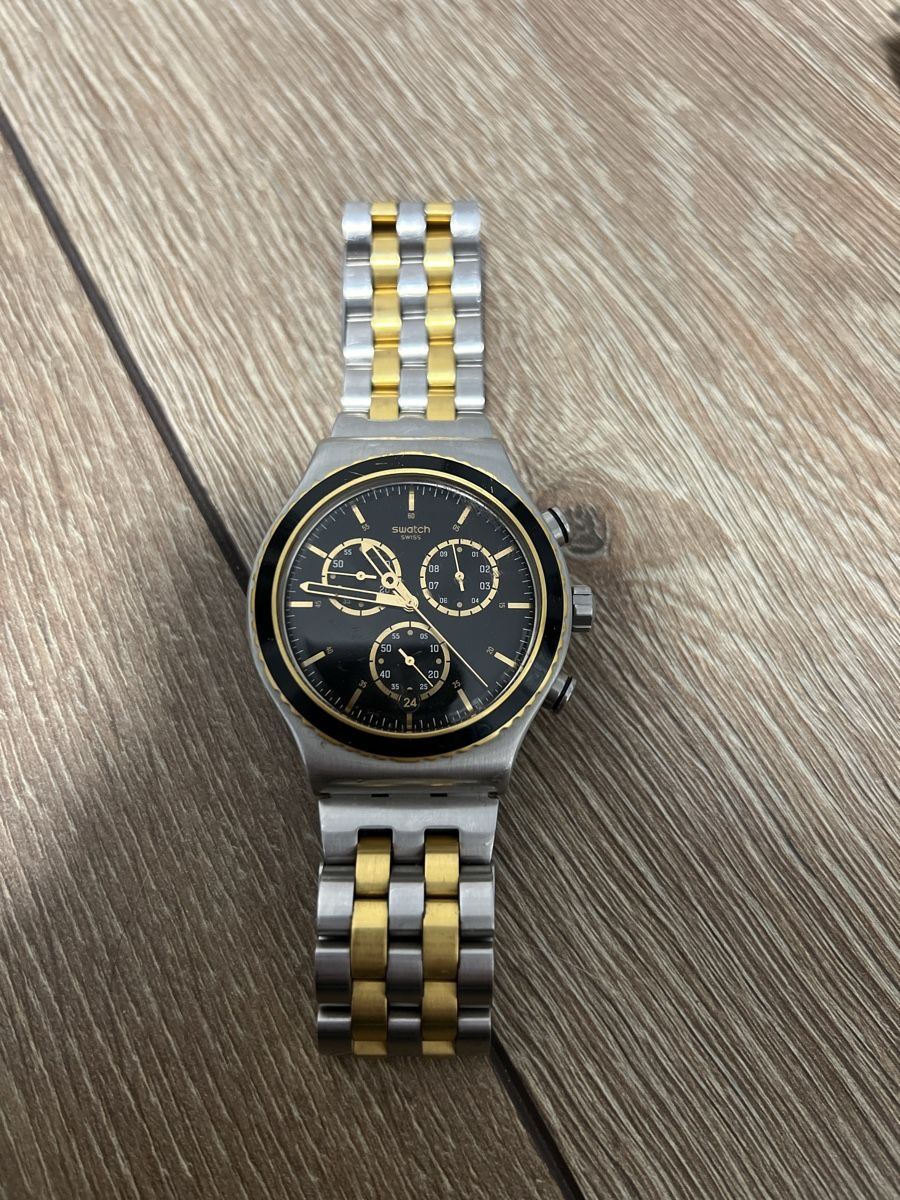 Swatch Orologi: Swatch Chronograph Bicolor mit Box & Zusa – Usato da Weiningen Tg venduto da rsi_8zqq 1