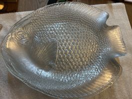 8 grosse Glas Fisch Design,Teller Neuwertig!(D1)