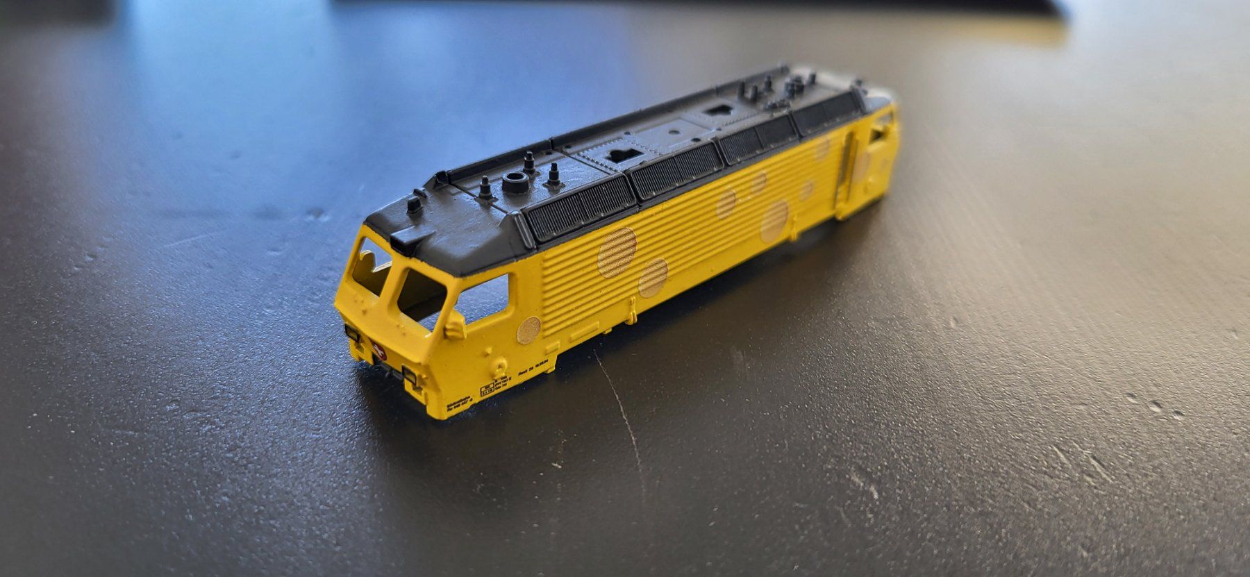 Modellini di ferrovie: Caisse Re 4/4 IV Chäs – Usato da Colombier NE venduto da Couscous12 2