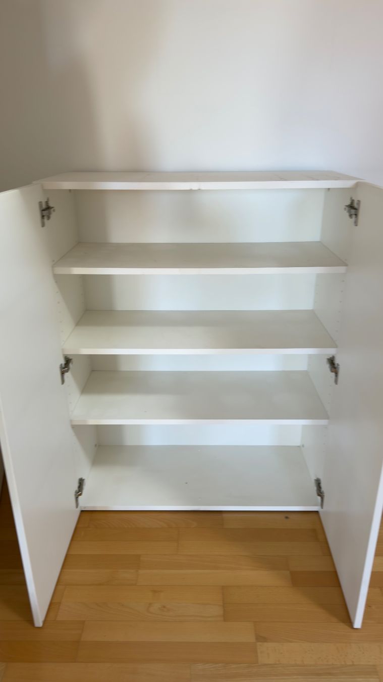 Armadi: Armoire blanche comme neuf – Usato da Fribourg venduto da vibifgva 1