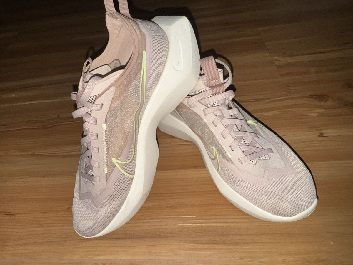 Nike Scarpe da donna: Nike Vista Lite Damenschuhe Grösse 40 – Usato da Rümikon AG venduto da kar_8vy5