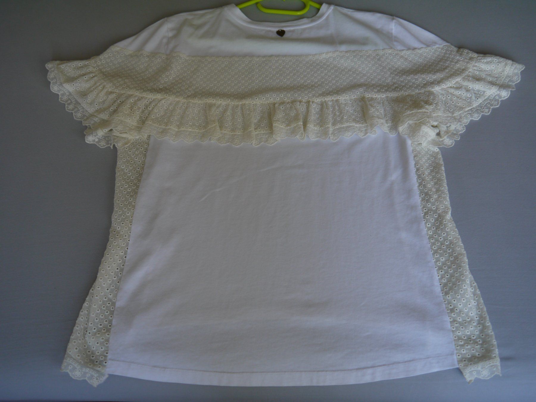 Twinset T-shirt: TWIN SET Milano T-Shirt – Usato da Hagendorn venduto da Blaf 9