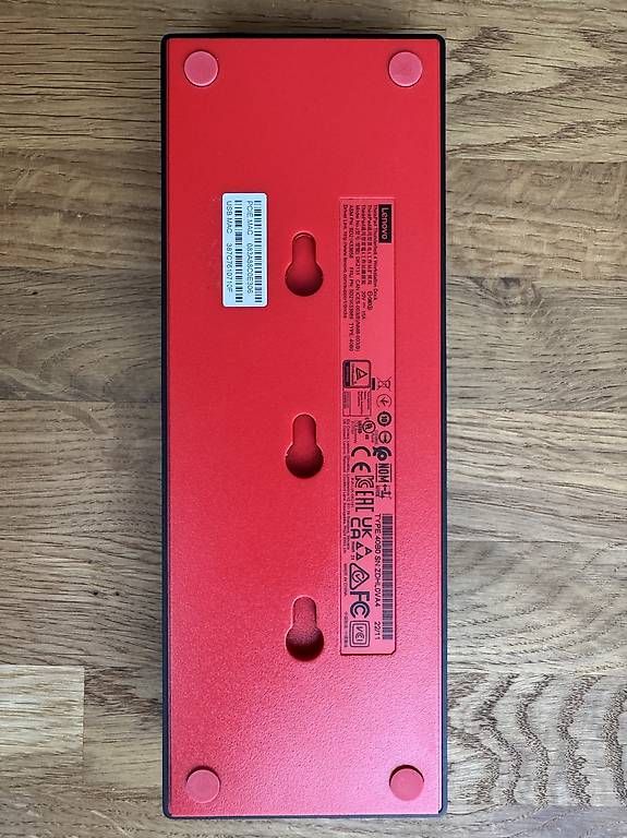 Docking station: Lenovo ThinkPad Thunderbolt 4 Workstation Dock – Usato da Altishofen venduto da mis_zhm6 4