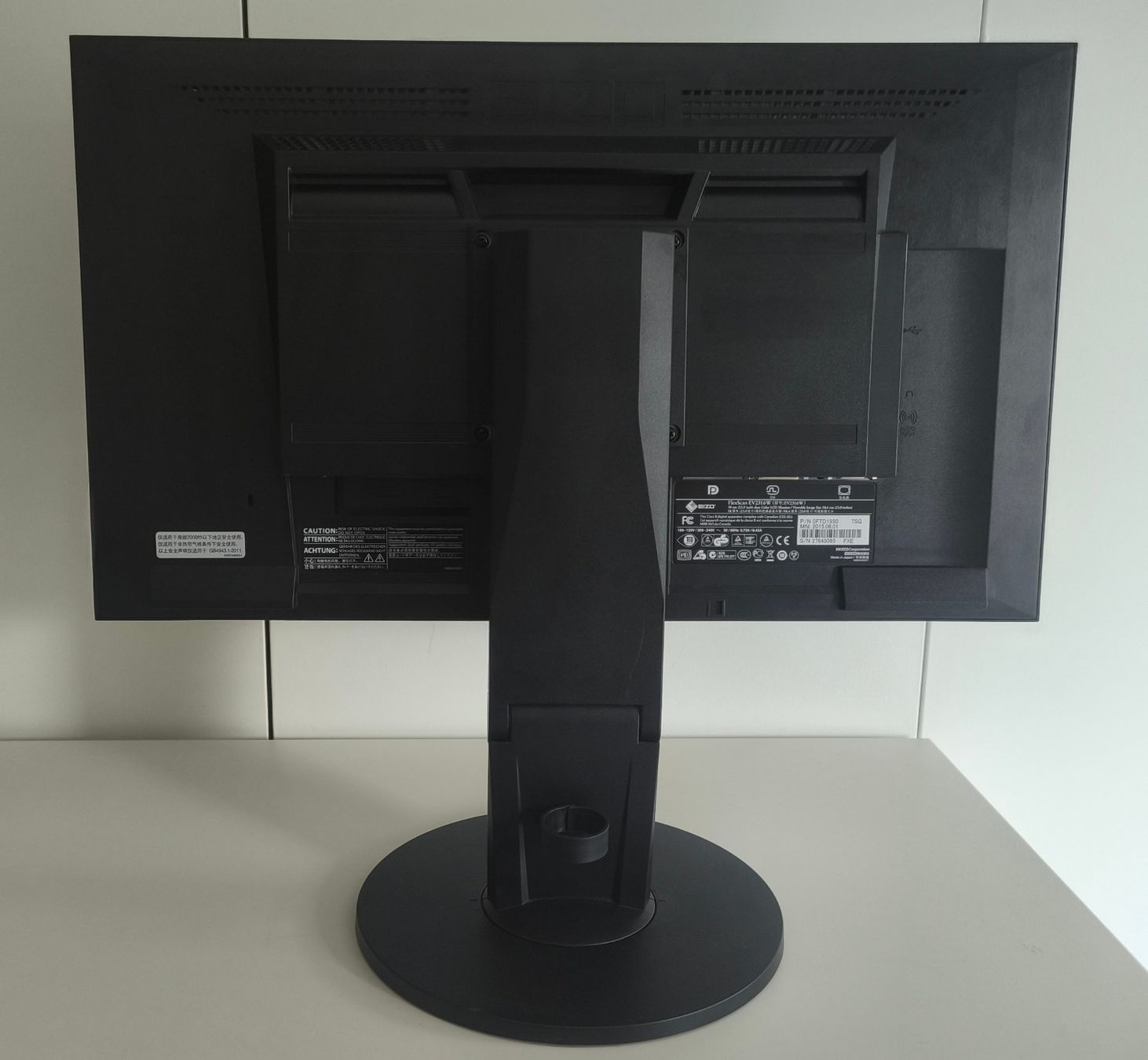 Monitor: EIZO FlexScan EV2316W Monitor – Usato da Hagendorn venduto da Thom.74 1