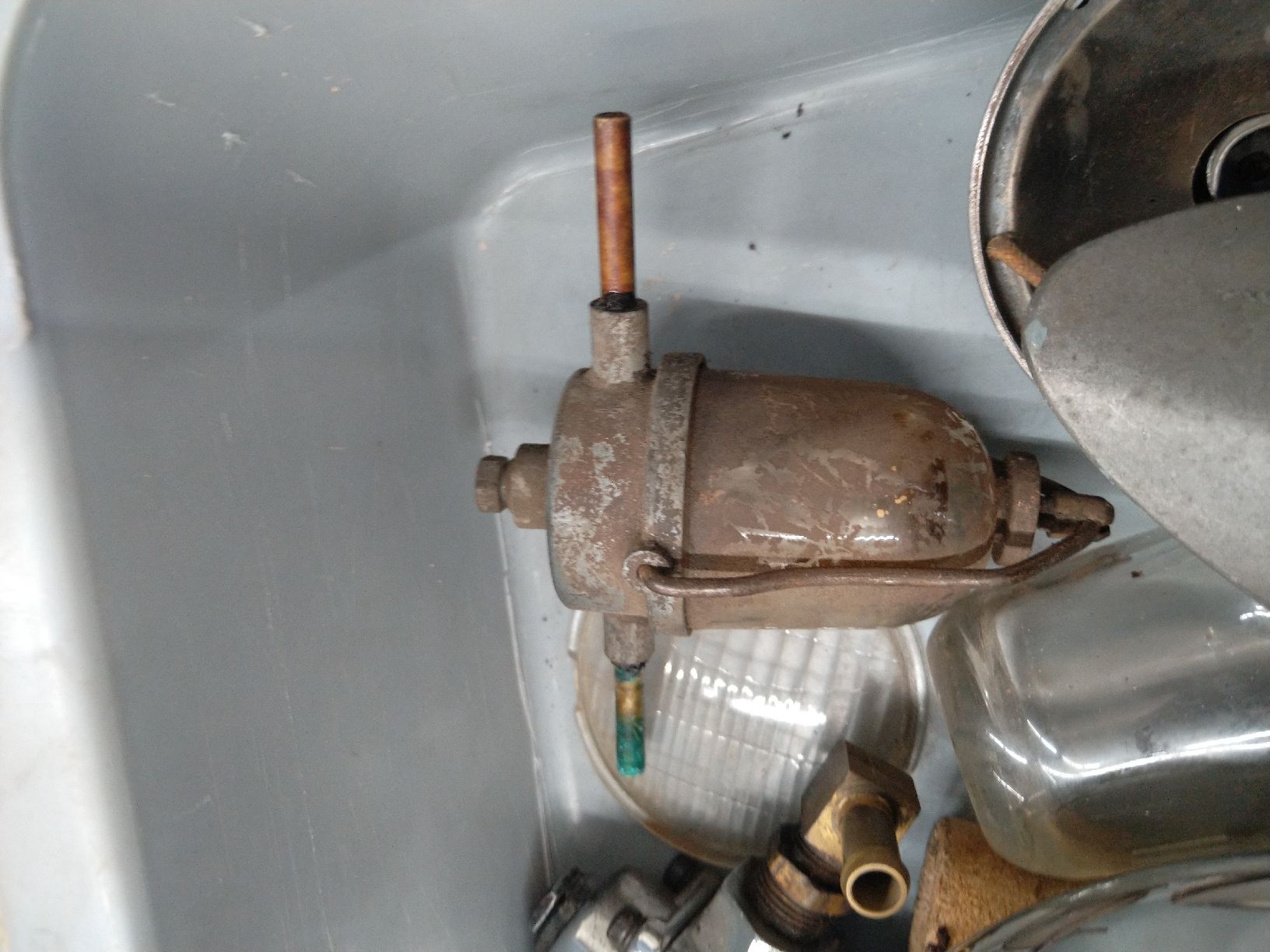 Toutes les pièces auto: Oldtimer diverse Ersatzteile  – D'occasion à Steinen par Blackcadillac 3