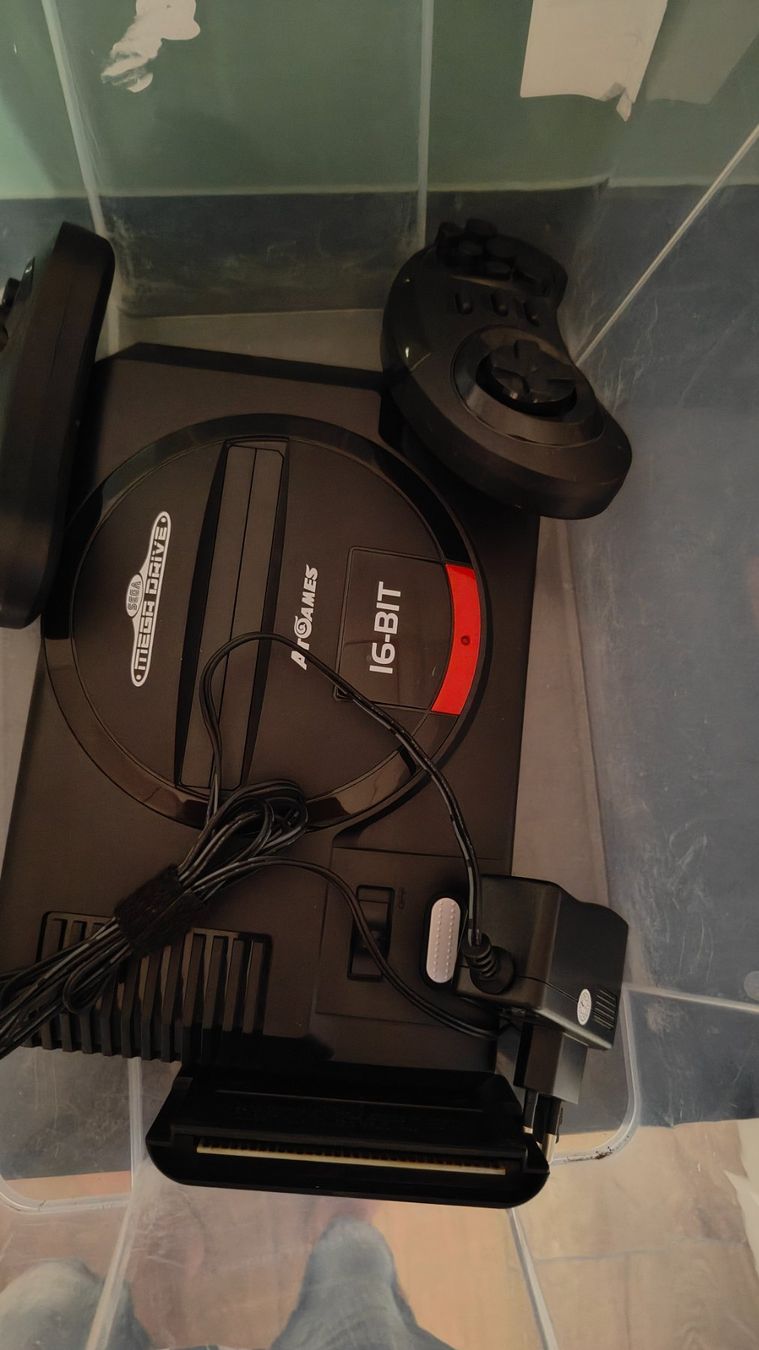 Sega Konsolen: Sega Megadrive mini – Gebraucht aus Biberist von Debbi1989