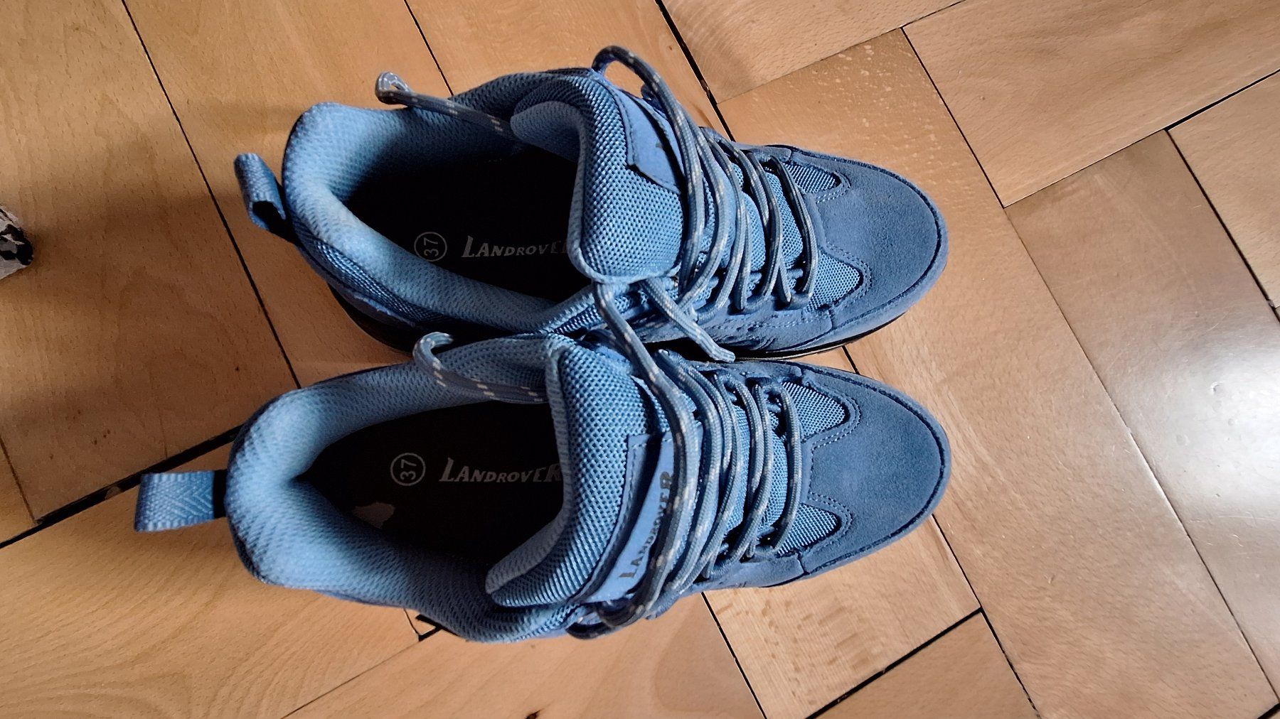 Scarpe da donna: Trecking Schuhe – Usato da Bern venduto da Pacco1993 5