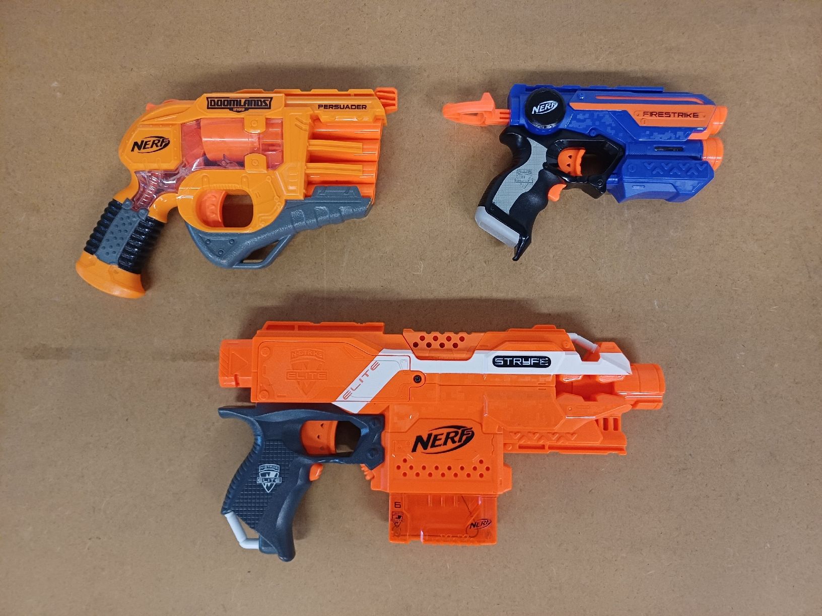 Nerf Giocattoli: Nerf: Stryfe, Firestrike, Persuader – Usato da Gorduno venduto da MirellaDaniel