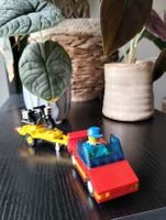 Auto e moto Lego con rimorchio