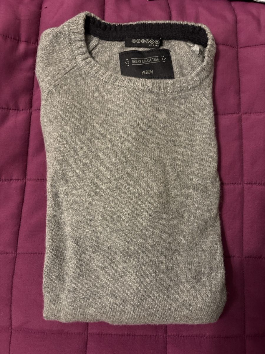 Maglioni & Felpe: Pull Urban Collection Homme, Taille M, Couleur Gris – Usato da Neuchâtel venduto da flo_p9ps