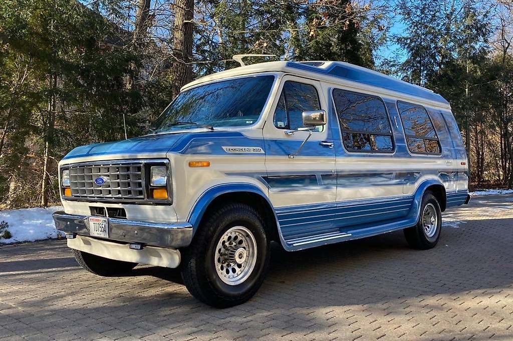Toutes les pièces auto: Ford USA Econoline V8 Teile – D'occasion à Ebnat-Kappel par mic_2pwc
