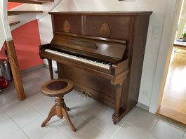 Klavier Holz braun mit Hocker zum Verschenken