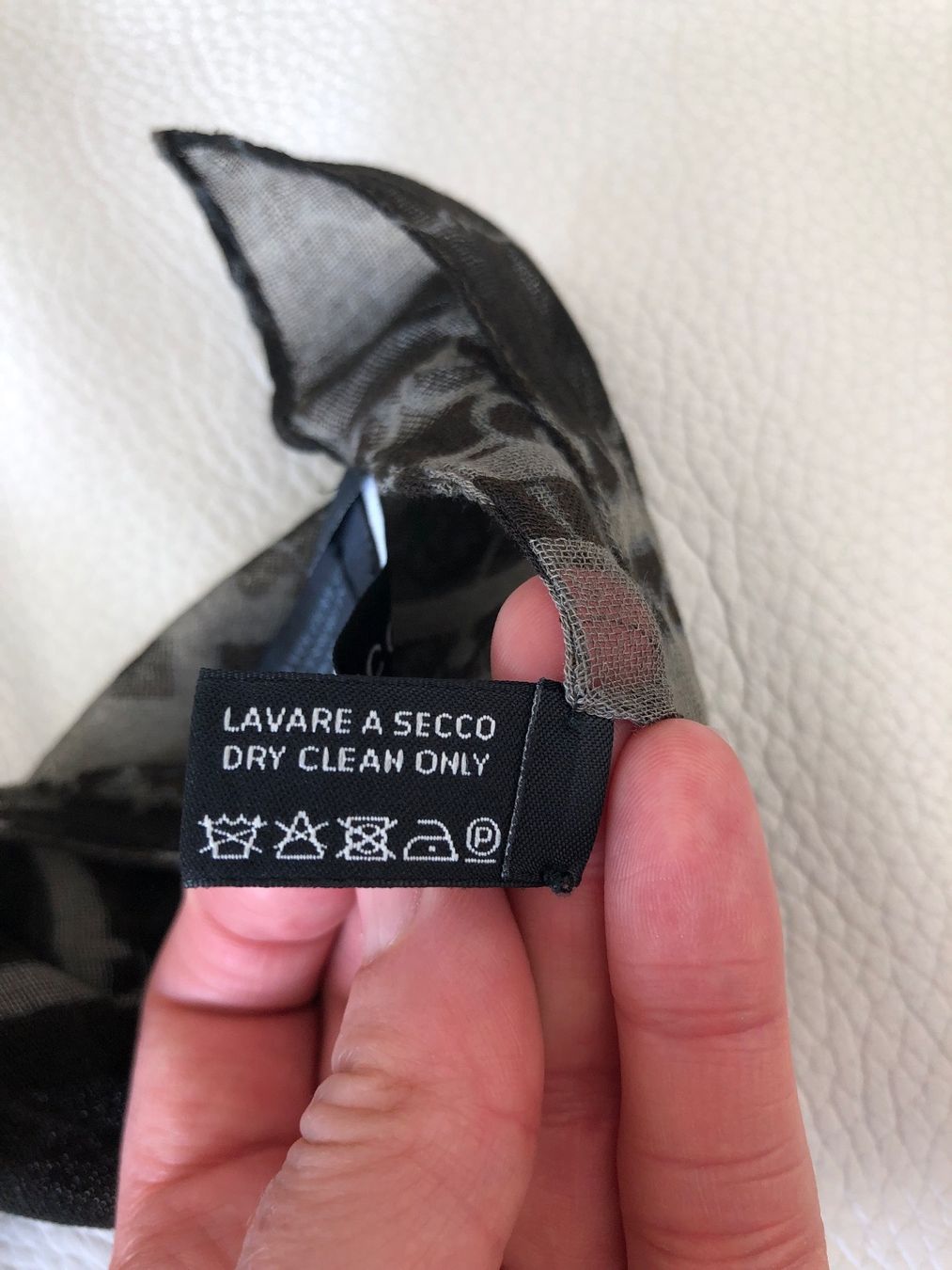 Gucci Foulard & Sciarpe: Gucci foulard – Nuovo (secondo la descrizione) da Carouge GE venduto da sacha1981 4