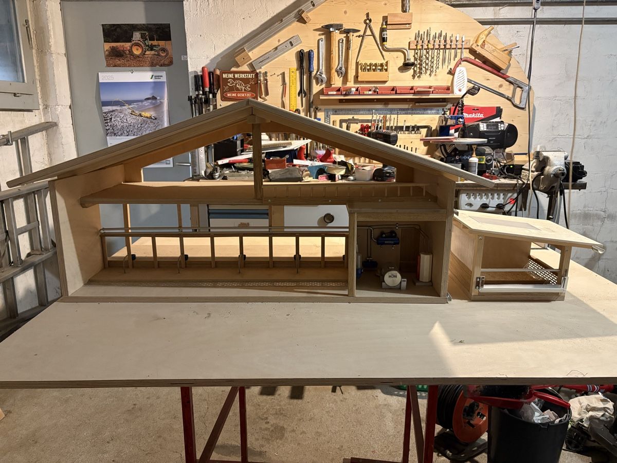 Articoli in legno: Kuhstall – Nuovo (secondo la descrizione) da Lyss venduto da deb_5brs 4