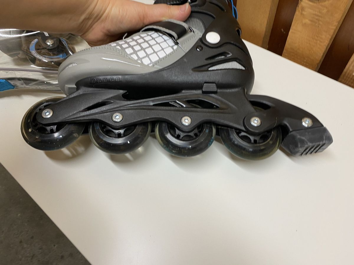 Pattini in linea & Pattini a rotelle: Rollers NEUFS ajustables pointure 33-37 – Nuovo e nell'imballaggio originale da Geneve venduto da Monthoux13