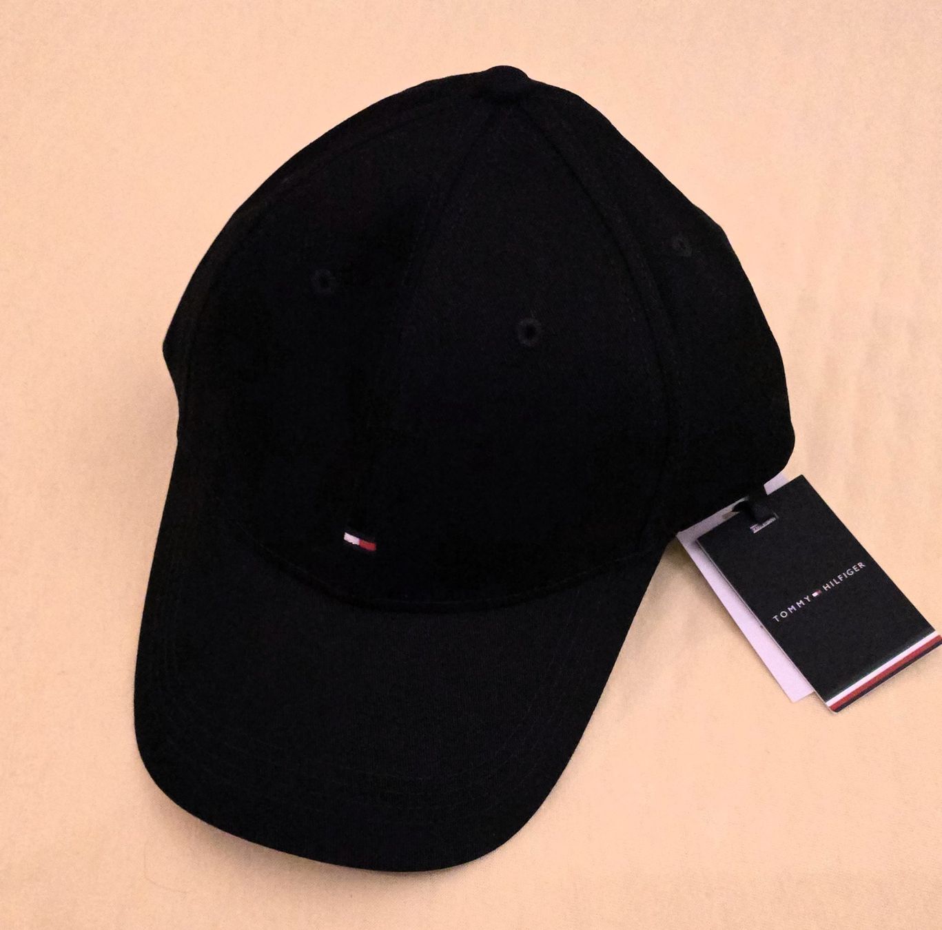 Tommy Hilfiger Altro in  Abbigliamento & Accessori: Tommy Hilfiger Cap Schwarz – Usato da Winterthur venduto da Versus0 1