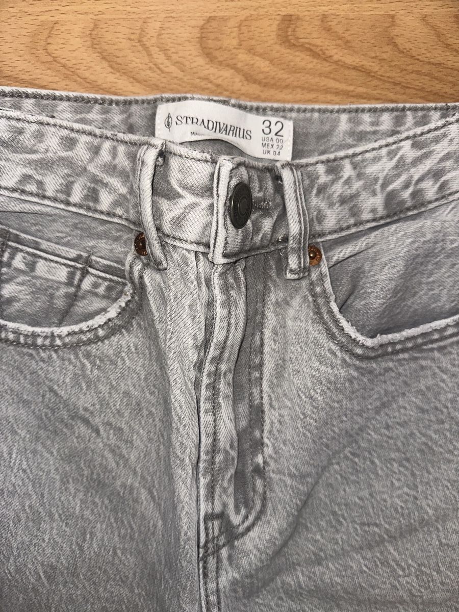 Stradivarius Pantaloni: Stradivarius 32 neu – Nuovo (secondo la descrizione) da Baar venduto da Marios4445 1