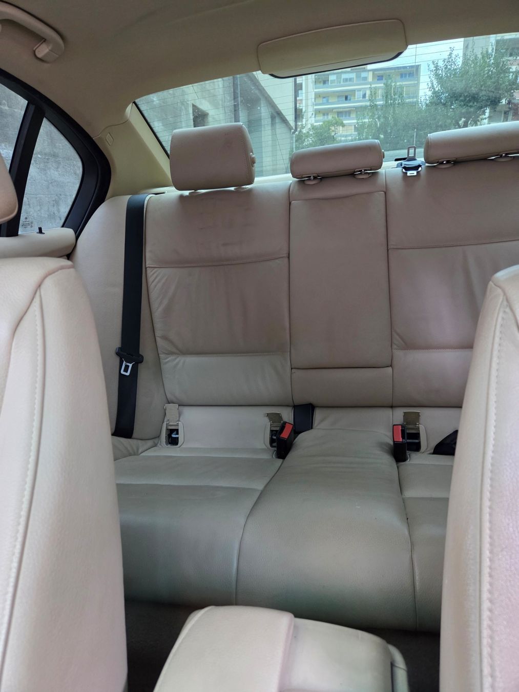 BMW Autos: A vendre BMW 333i – Gebraucht aus Martigny von hen_9gkn 2