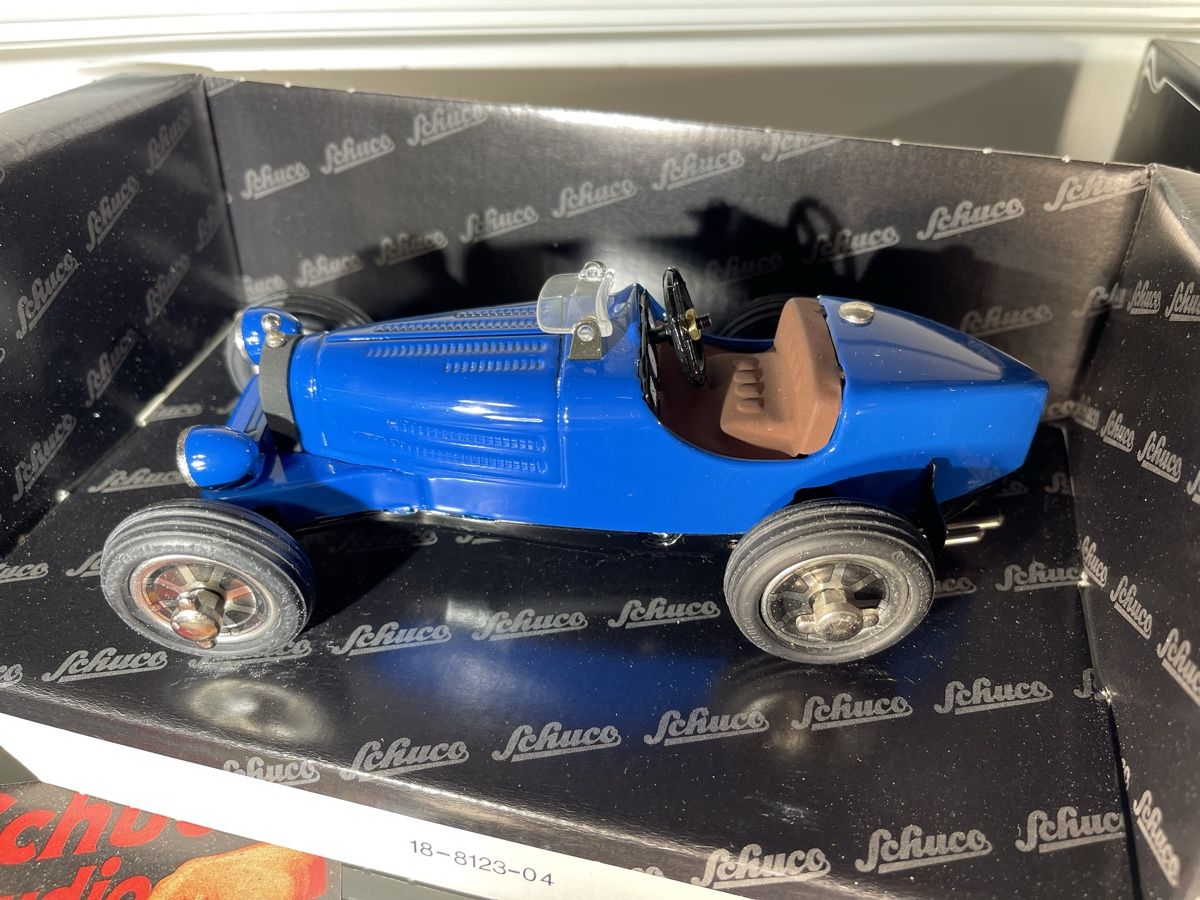 Schuco Modellautos: Schuco Studio IV Bugatti blau, OVP, Nr. 01740 – Neu (gemäss Beschreibung) aus Siebnen von speedy63 3
