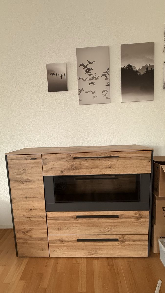 Credenze: Modernes Sideboard / Highboard Holzoptik & Anthrazit – Usato da Hochdorf venduto da Lilporto