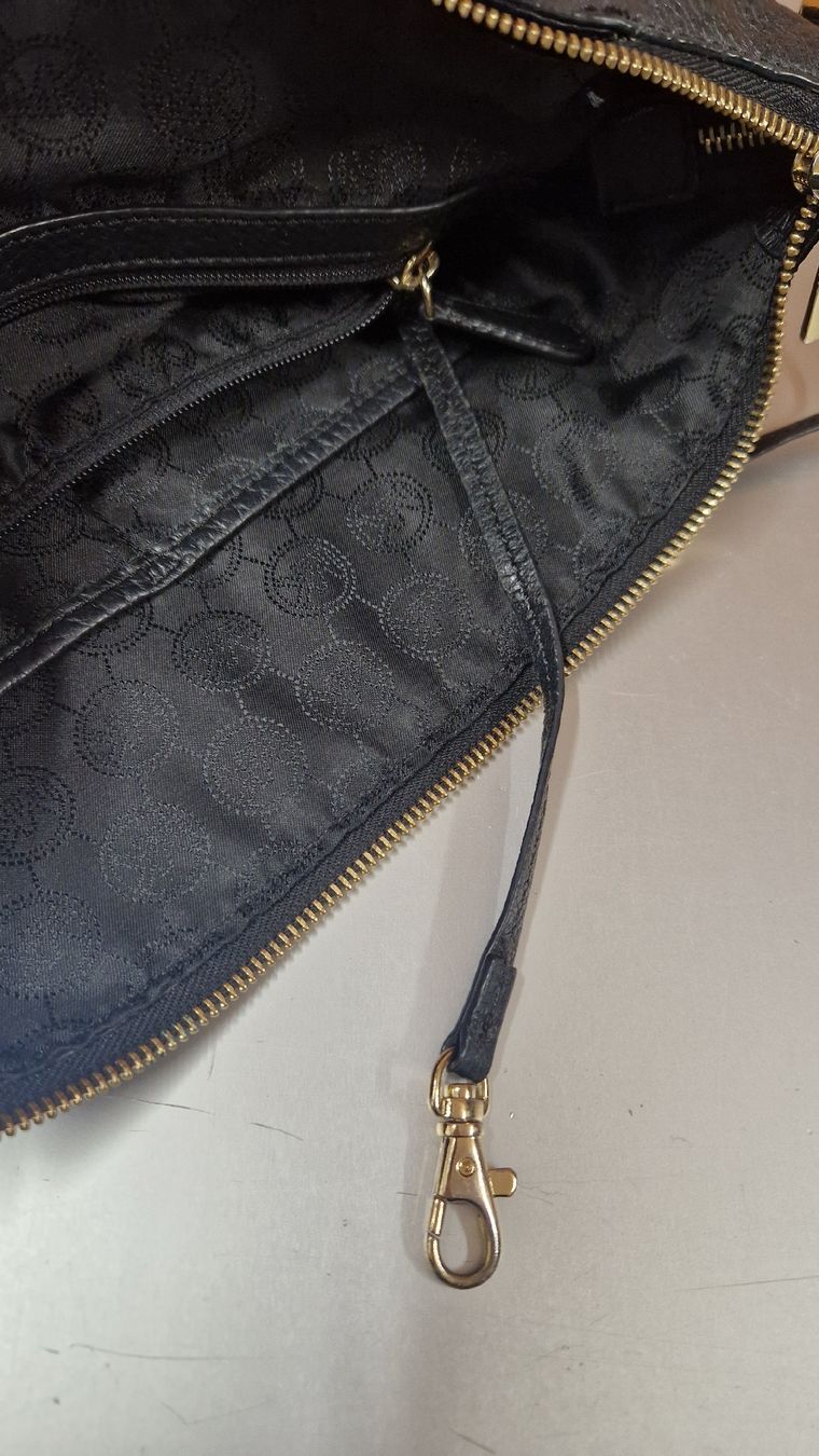 Michael Kors Taschen für Damen: Michael Kors Beuteltasche schwarz – Neu (gemäss Beschreibung) aus Wallisellen von jazie_11 2