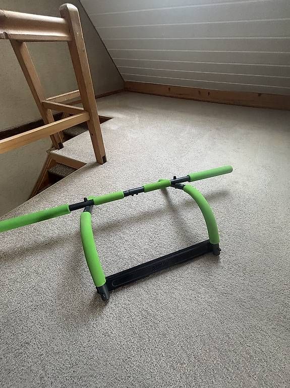 Hometrainer: Klimmzugstange/ Liegestützenhilfe – Usato da Rehetobel venduto da jos_ws