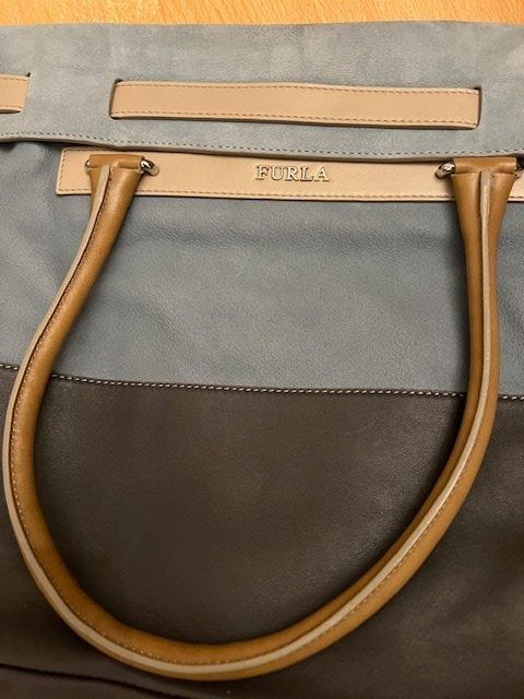 Furla Borse da donna: Furla Handtasche mit authenticity card wie neu – Usato da Wabern venduto da MagdalenaWabern 2