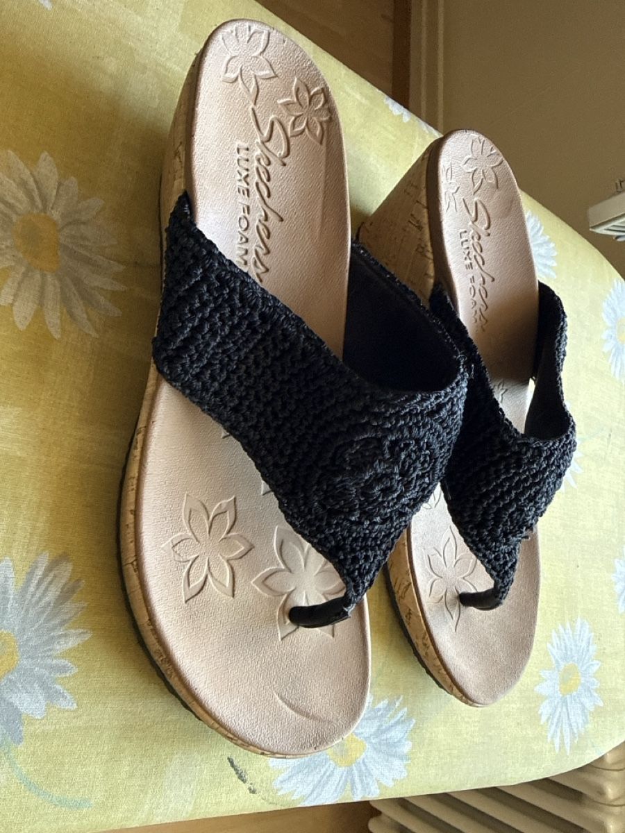 Skechers Scarpe da donna: Sandalen, Skechers – Usato da Basel venduto da balenadelfino