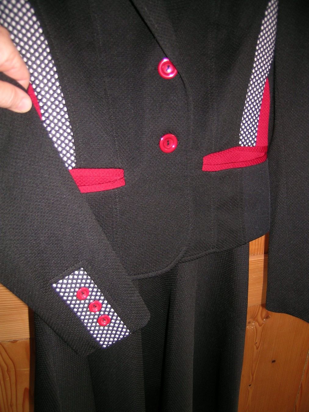 Lotti di vestiti: elegantes Set schwarz/weiss – Usato da Gockhausen venduto da Wonzka 1