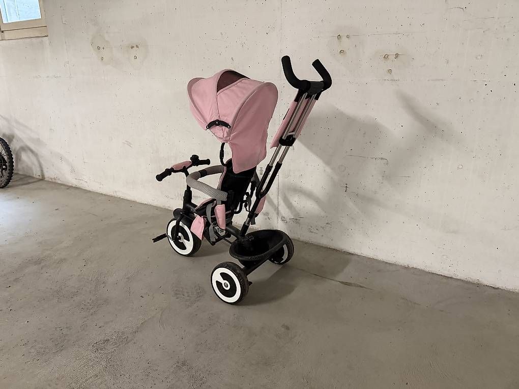 Véhicules pour enfants: Dreirad – D'occasion à Duggingen par adelbert 1
