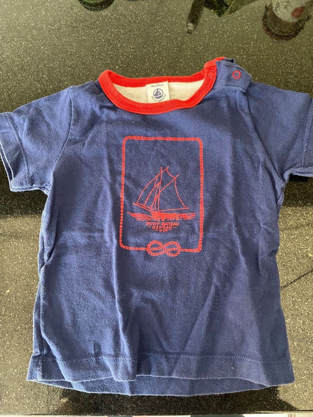 Petit Bateau Camicie, Top & T-shirt: Petit Bateau T-Shirt in Gr 81 – Usato da Zollikerberg venduto da Boston1981