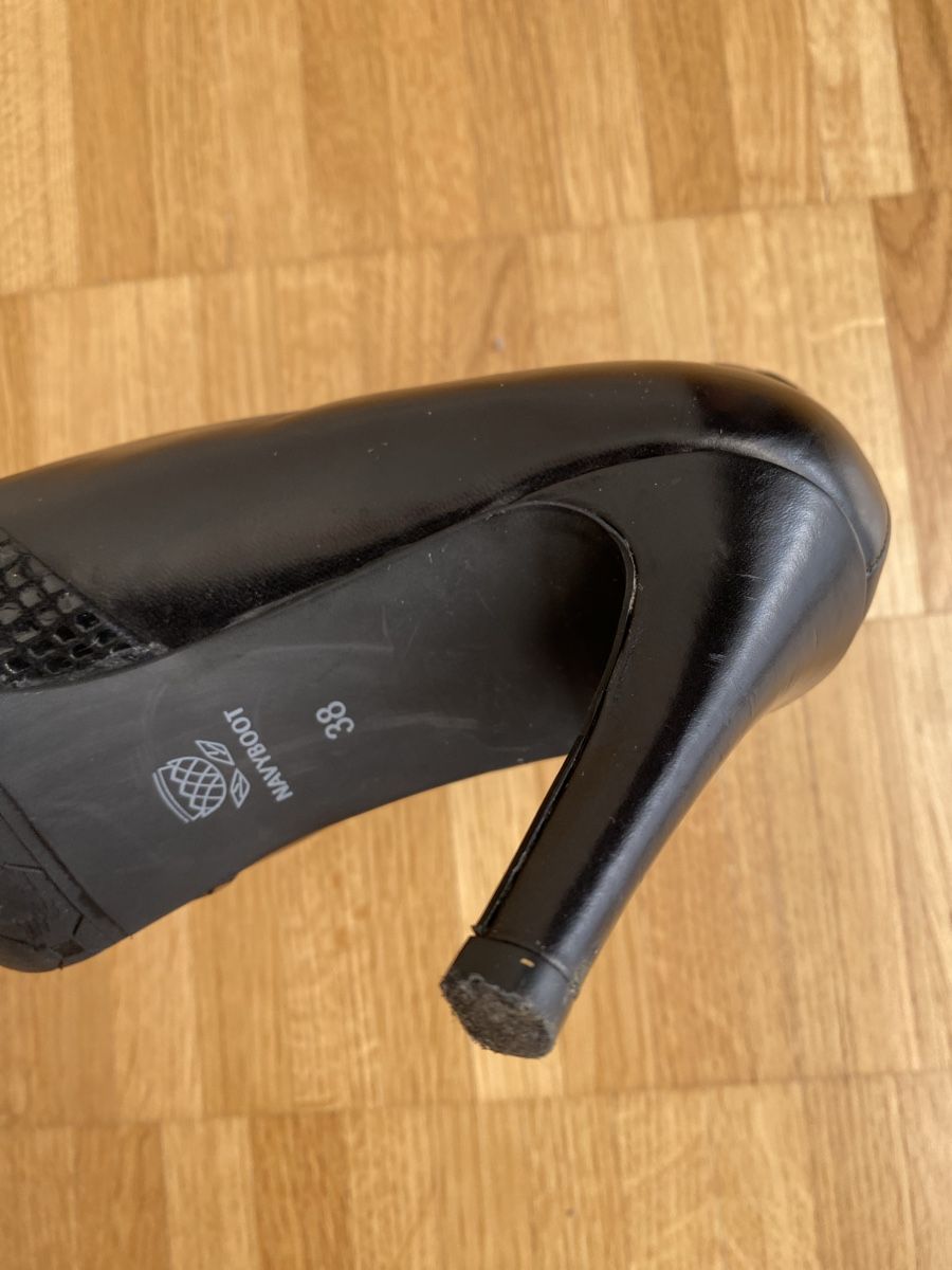 Navyboot Scarpe da donna: Navyboot Schuhe Damen Gr. 38, Echtleder, – Usato da Sargans venduto da sel85 5
