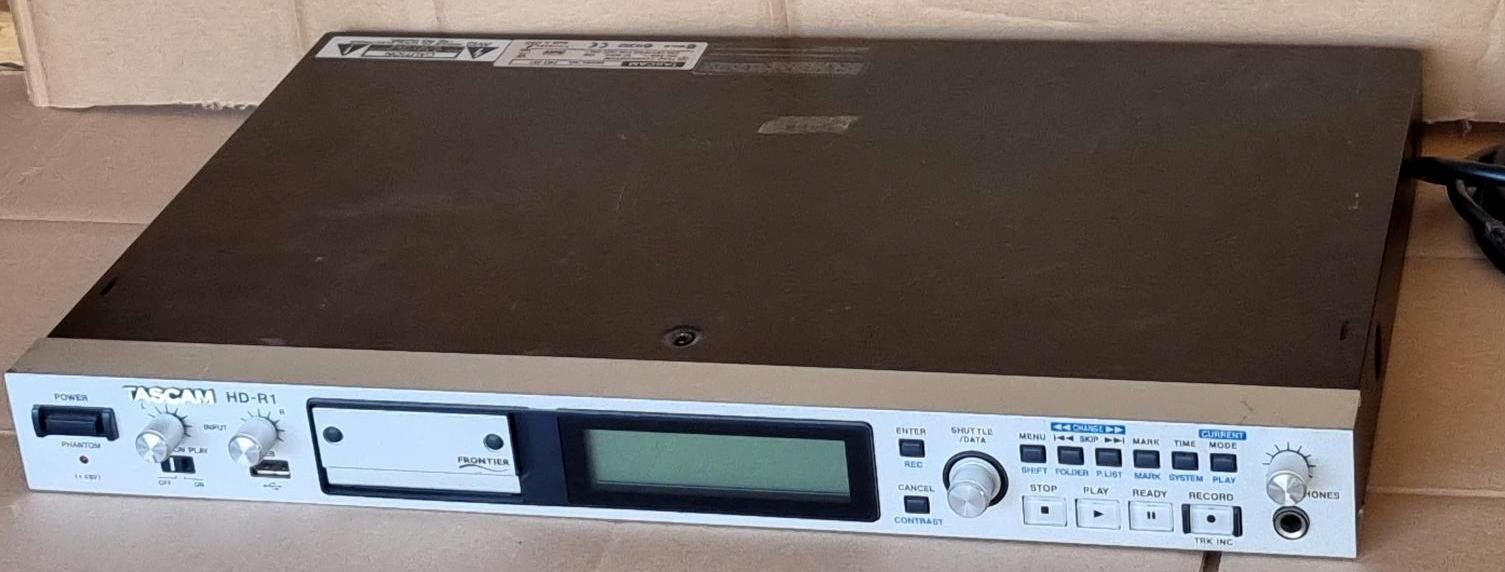 Tascam Registratori: Tascam HD-R1 Digital Recorder – Usato da Collonges venduto da arashee 1