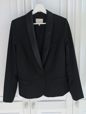 IRO women’s black tuxedo blazer suit jacket wool