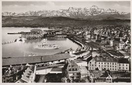 Romanshorn mit Dampfschiff