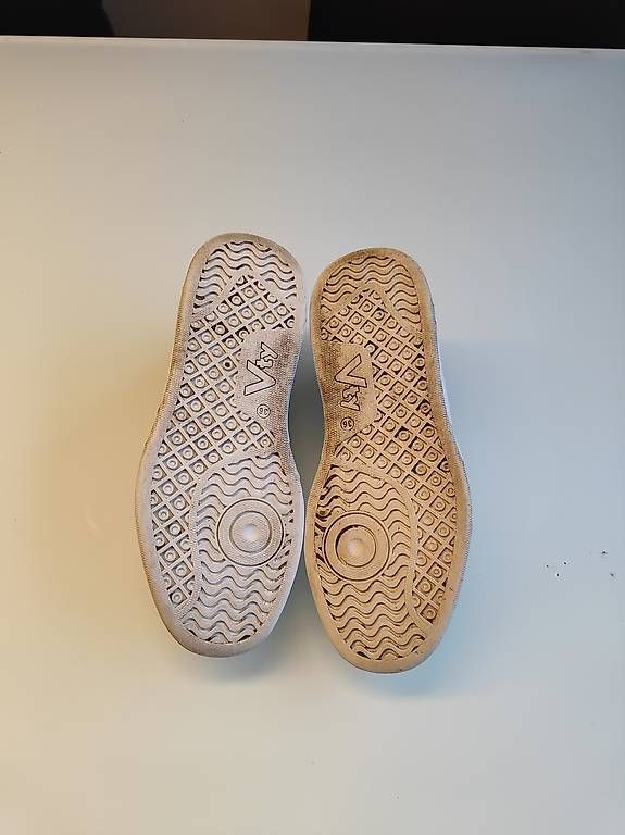 Scarpe da donna: Schuhe Gr. 36 – Usato da Windisch venduto da Dan.Win 1