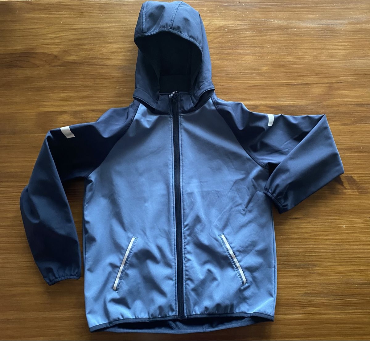 Jacken & Mäntel: Softshelljacke für Jungs – Gebraucht aus Urdorf von Bets4